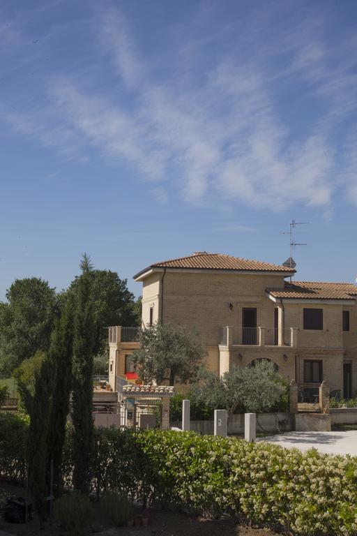 Villa Saraceni 瓦斯托 外观 照片
